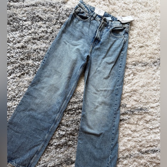 H&M Ava Ultra High Rise Wide Leg Jeans - Picture 3 of 8